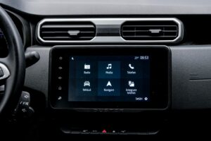 Dacia Duster 2023 10/13