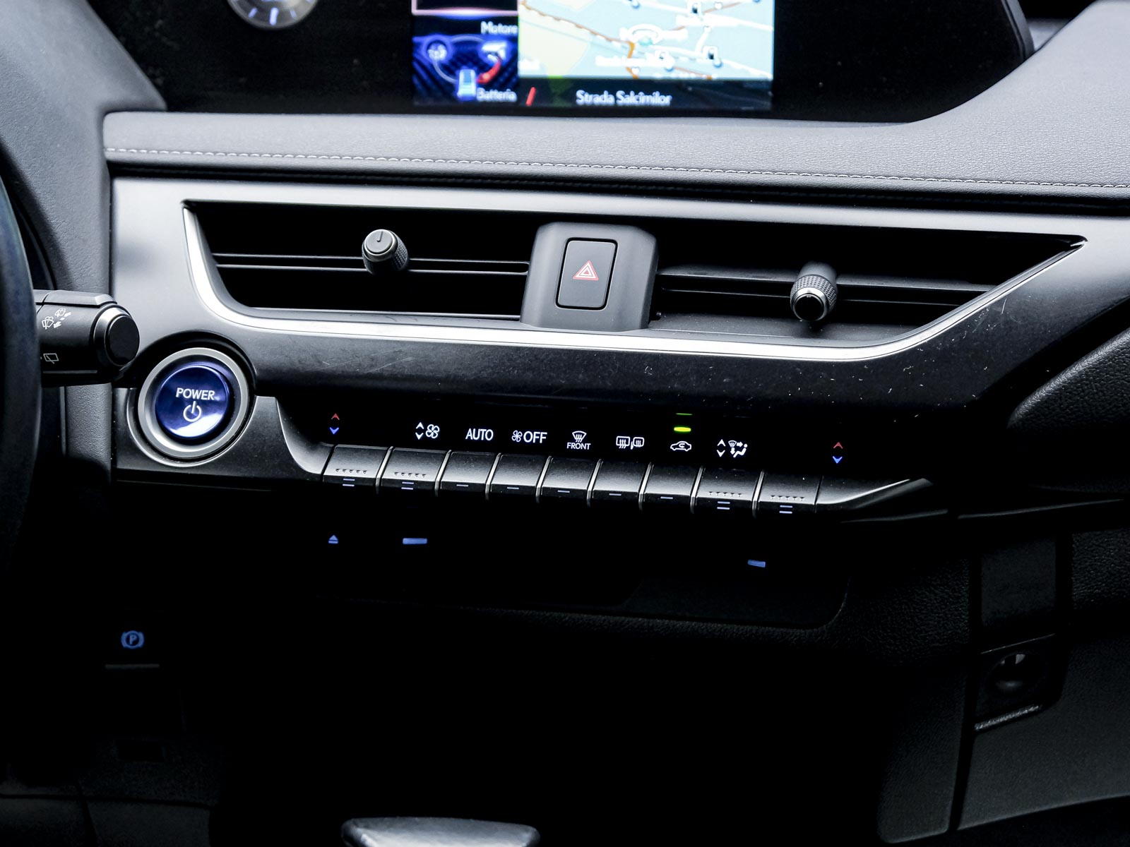 Lexus UX 250h 2022 11/14