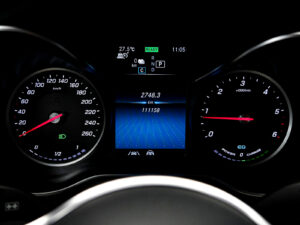 Mercedes-Benz GLC 300de2021 8/15