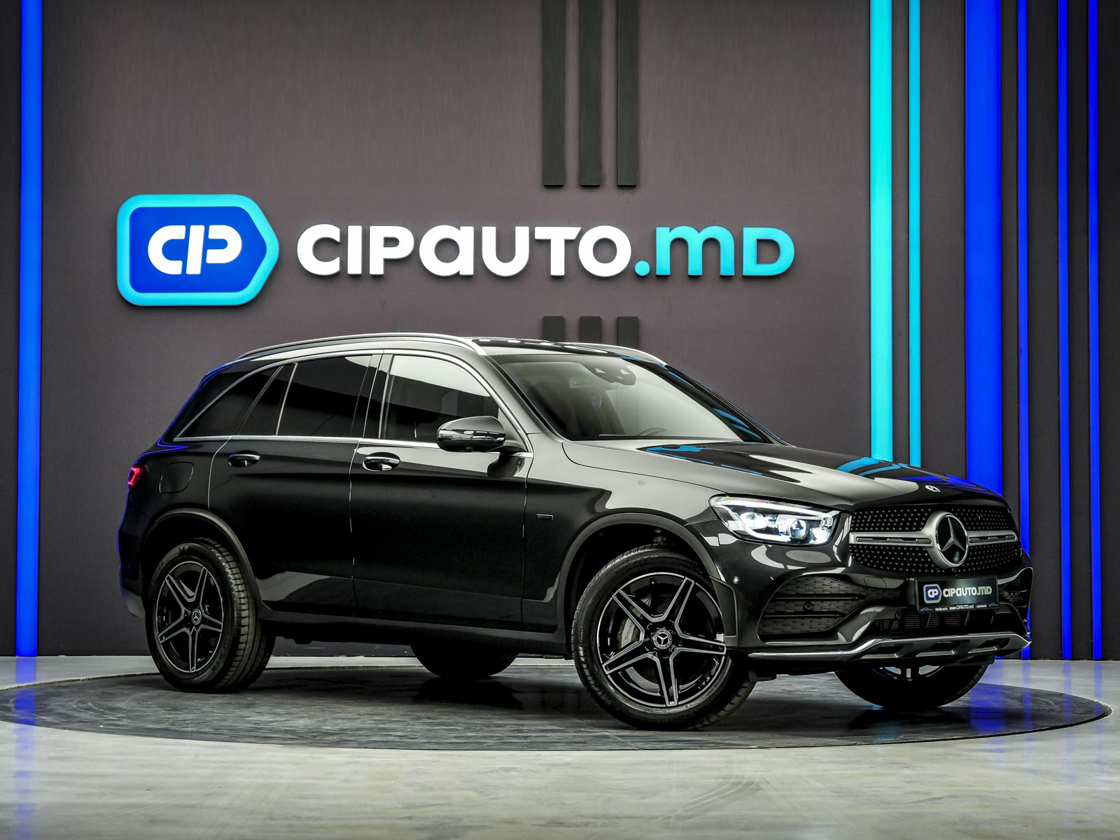 Mercedes-Benz GLC 300de2021 4/15