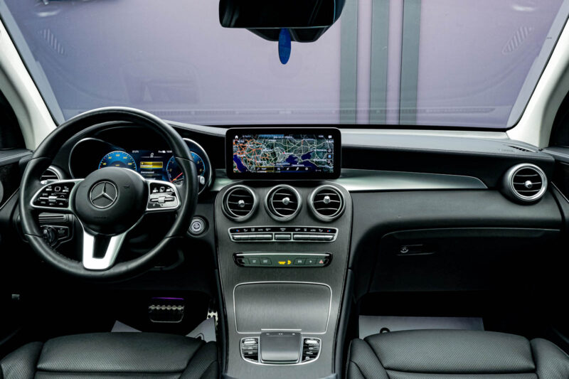 Mercedes-Benz GLC 300de2021 5/15