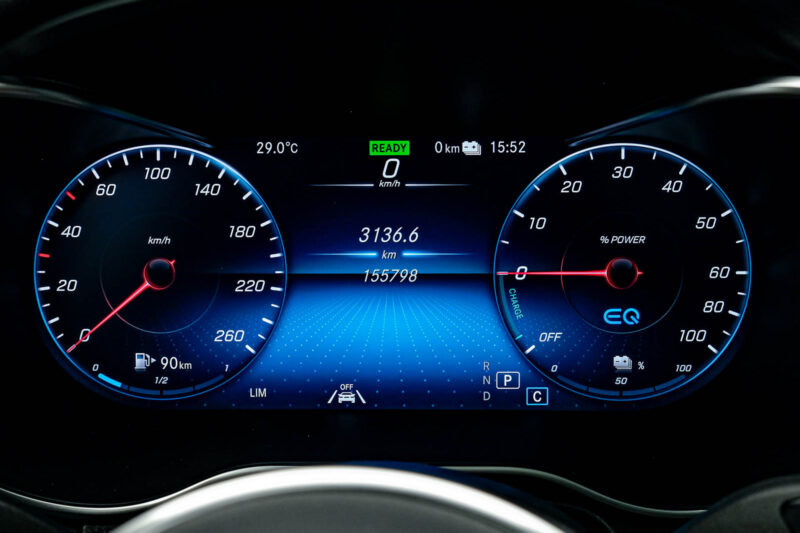 Mercedes-Benz GLC 300de2021 8/15