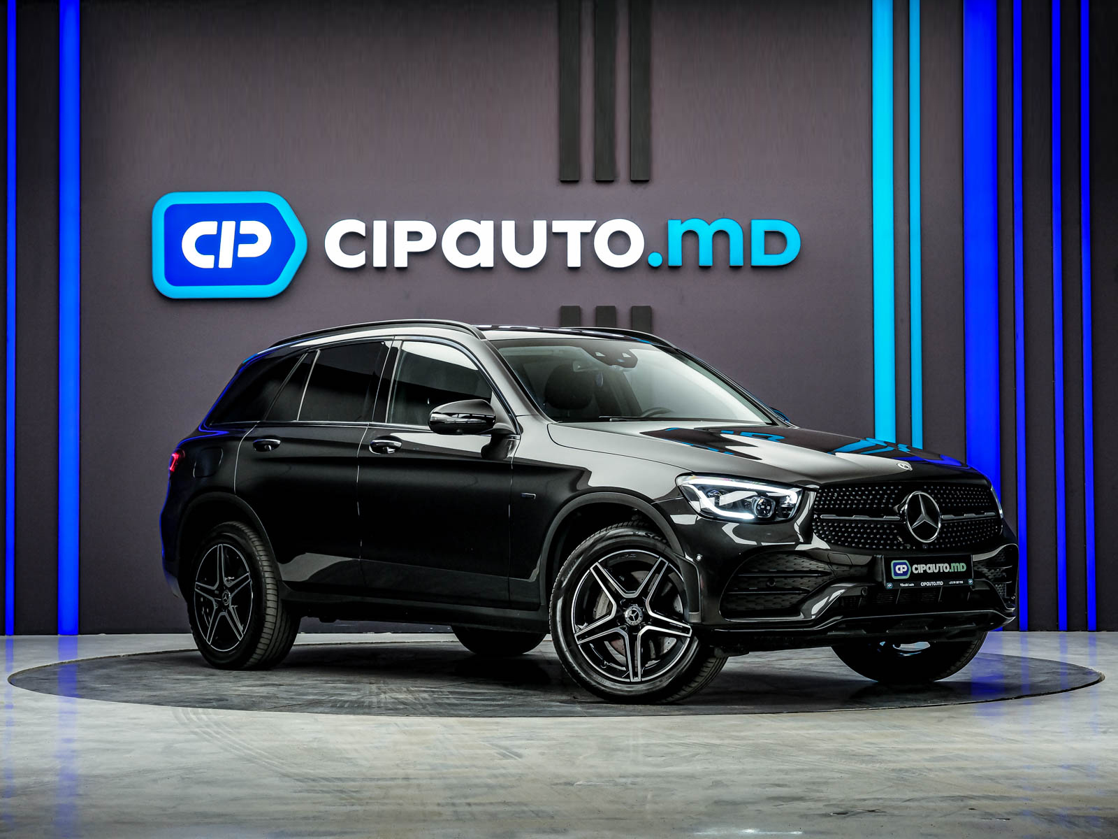 Mercedes-Benz GLC 300de2021 4/15