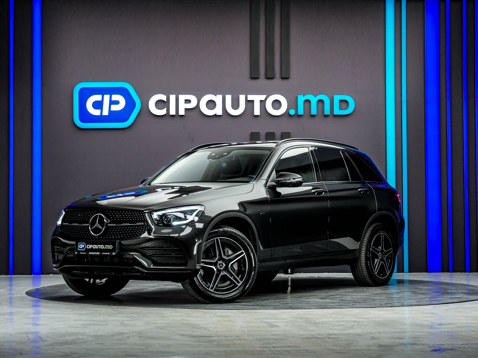 Mercedes-Benz GLC 2021 - 111 000 км - Плаг-ин гибрид (дизель) - Automată