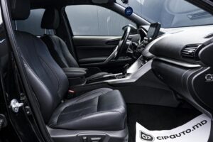 Mitsubishi Eclipse Cross 2021 6/15