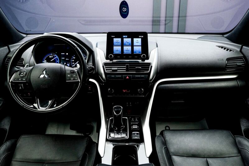Mitsubishi Eclipse Cross 2021 5/15