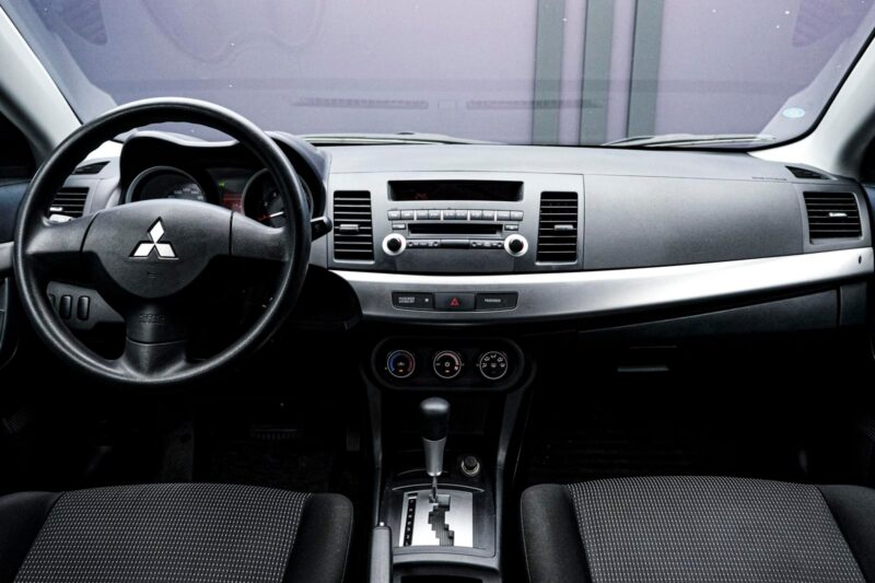 Mitsubishi Lancer 2009 5/13