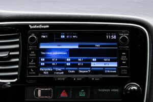 Mitsubishi Outlander 2016 10/15
