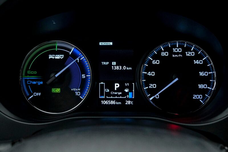 Mitsubishi Outlander 2019 8/14