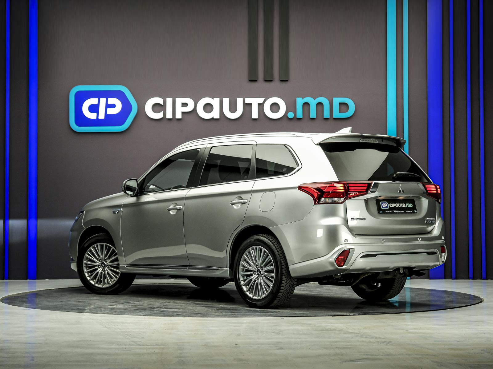 Mitsubishi Outlander 2019 2/14
