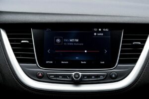 Opel Grandland X 2018 10/14