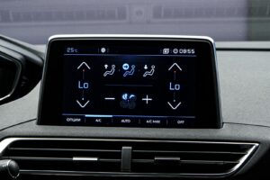 Peugeot 3008 2020 10/15
