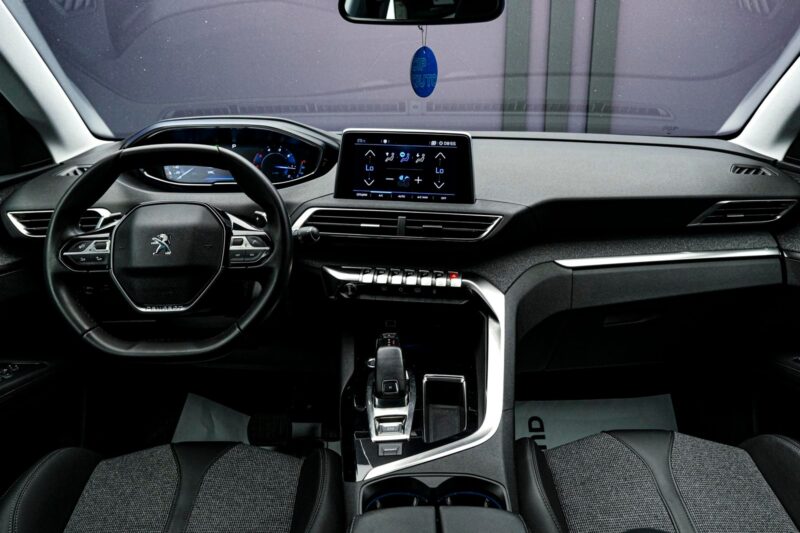 Peugeot 3008 2020 5/15