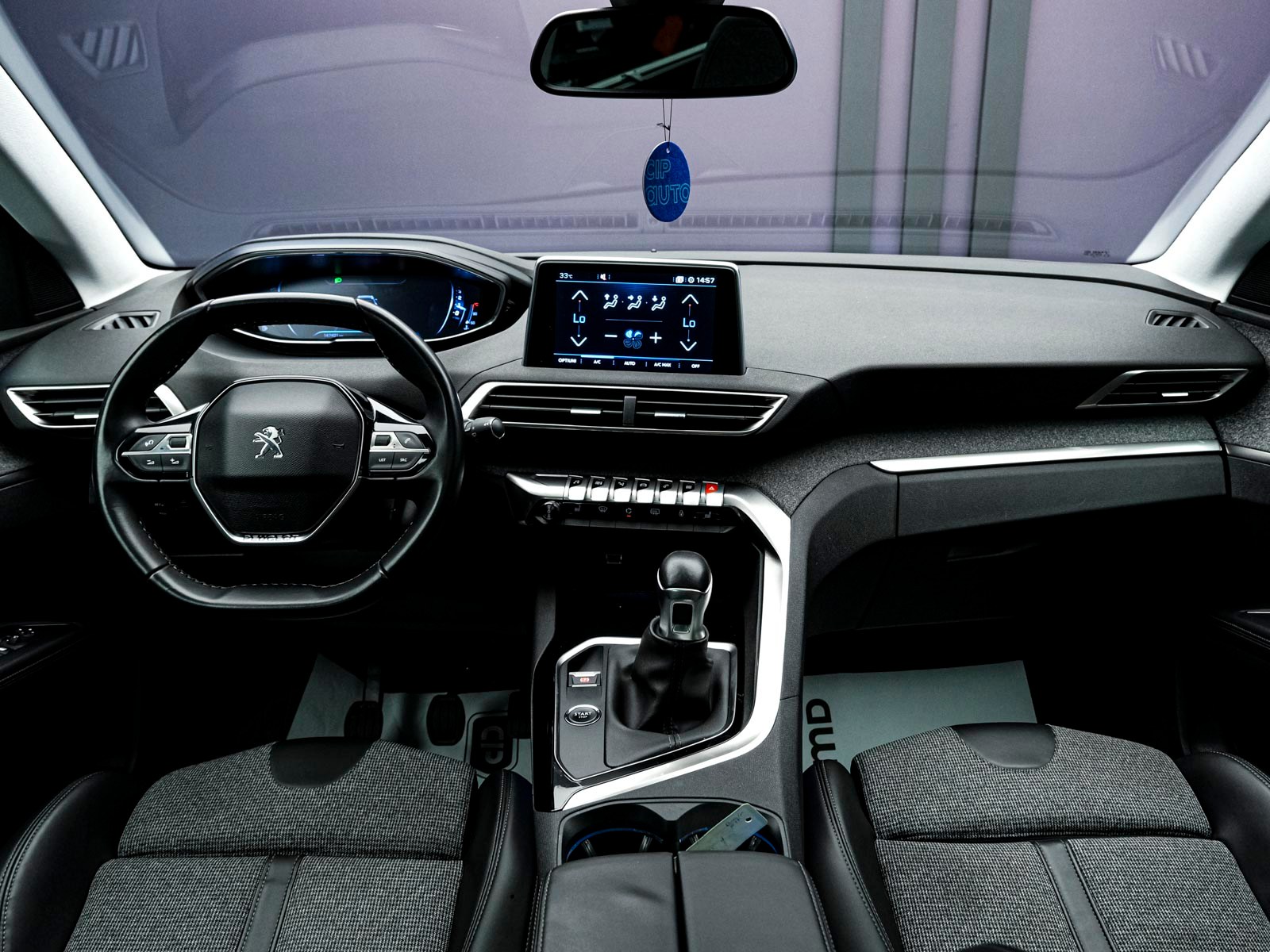 Peugeot 5008 2018 5/15