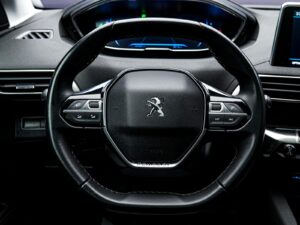 Peugeot 5008 2018 9/15