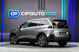 Peugeot 5008 2018 2/15