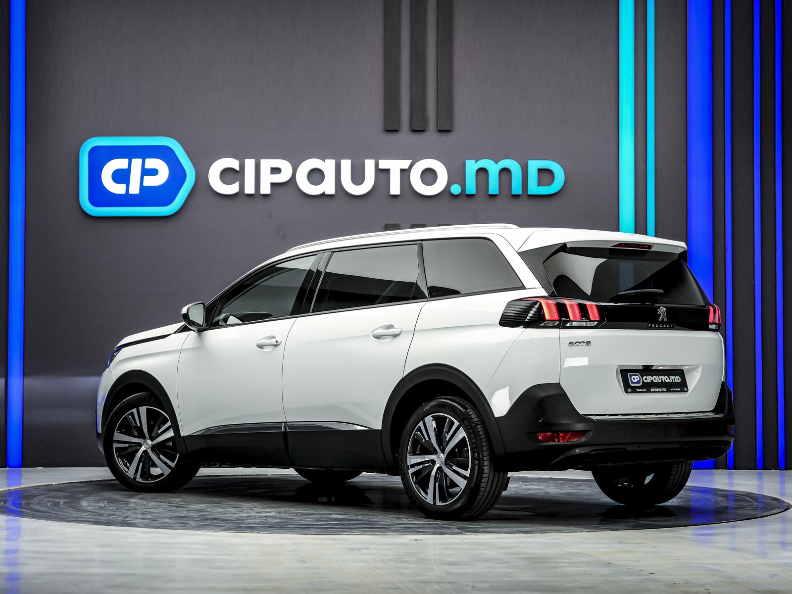 Peugeot 5008 2019 2/16