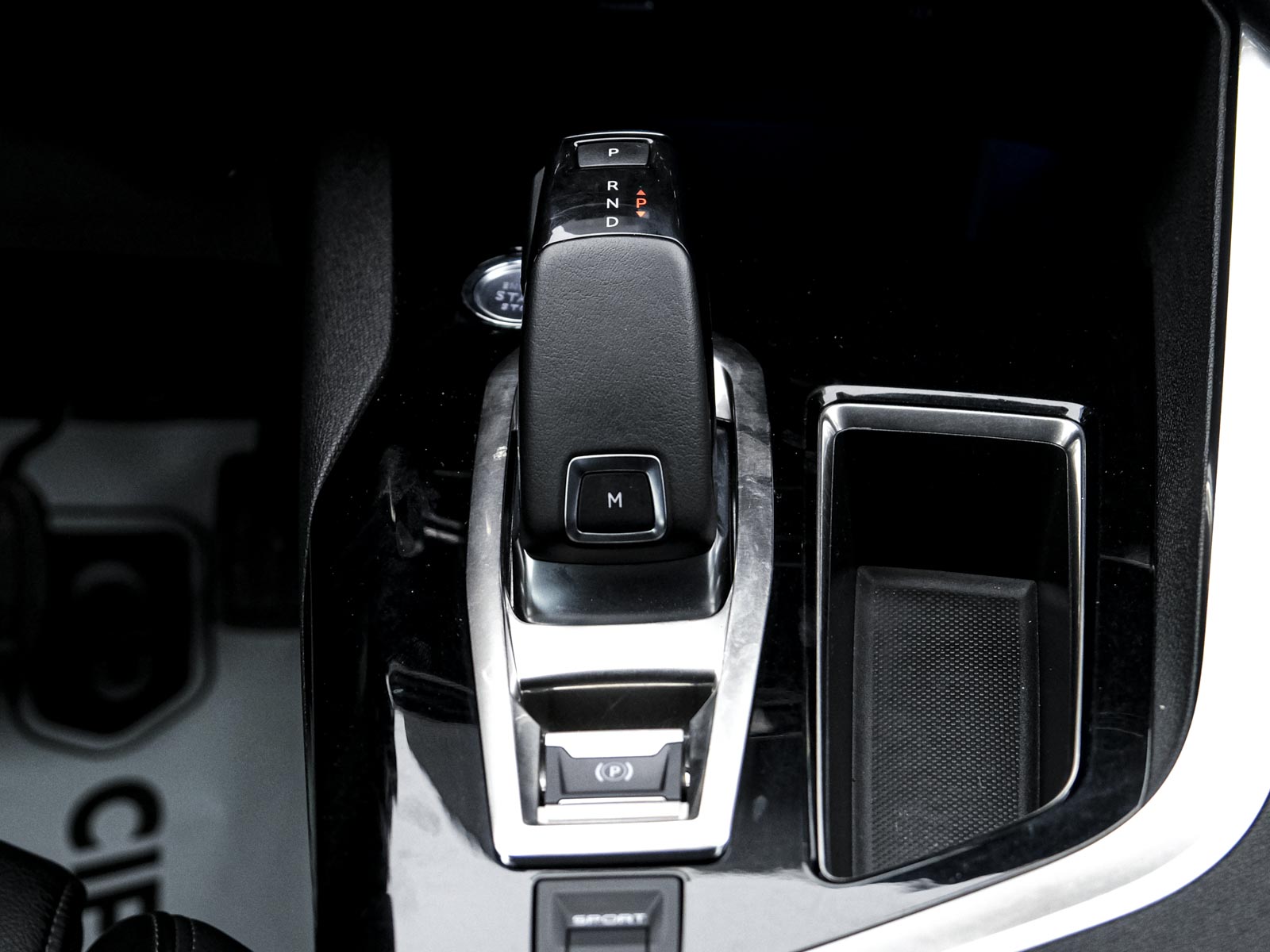 Peugeot 5008 2020 12/15