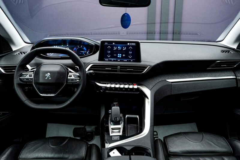 Peugeot 5008 2020 5/15