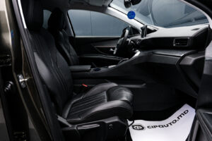 Peugeot 5008 2020 6/15