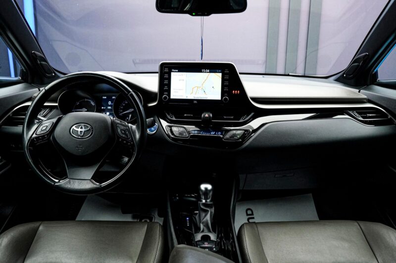 Toyota C-HR 2021 5/15