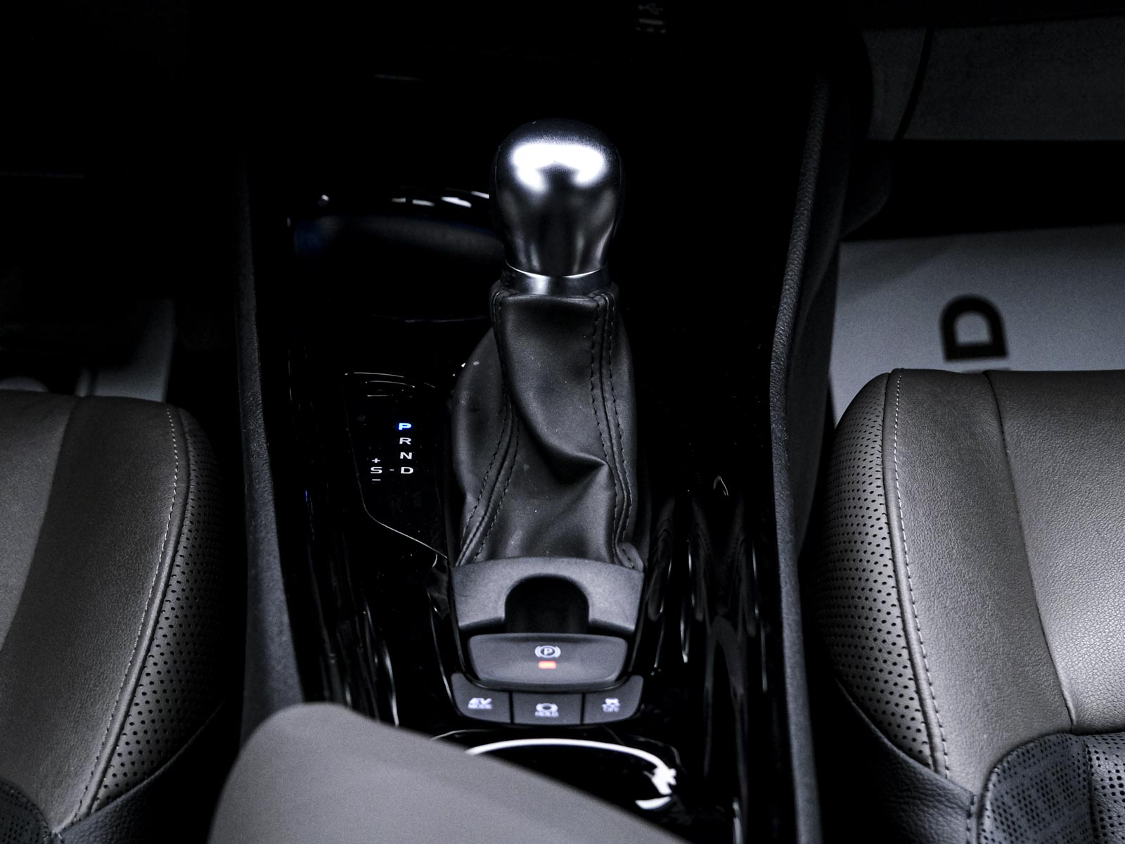 Toyota C-HR 2022 12/15