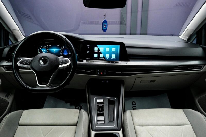 Volkswagen Golf 2021 5/14