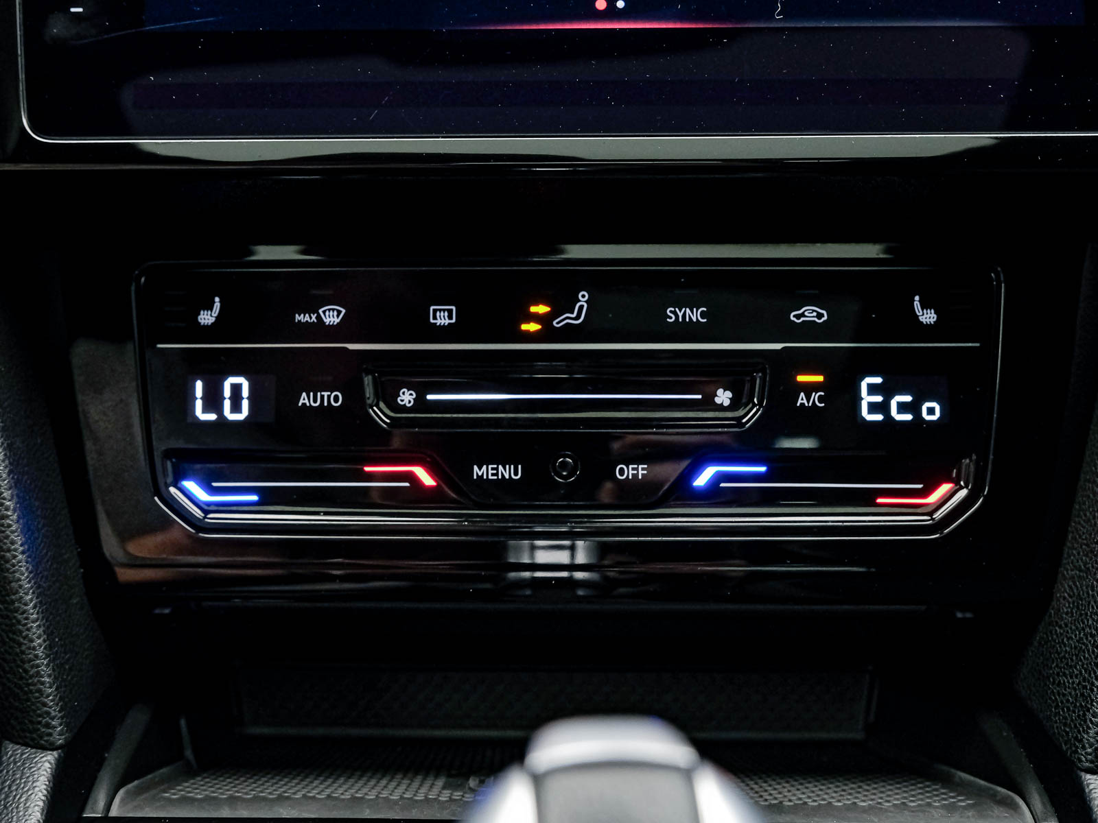 Volkswagen Passat GTE2021 12/16