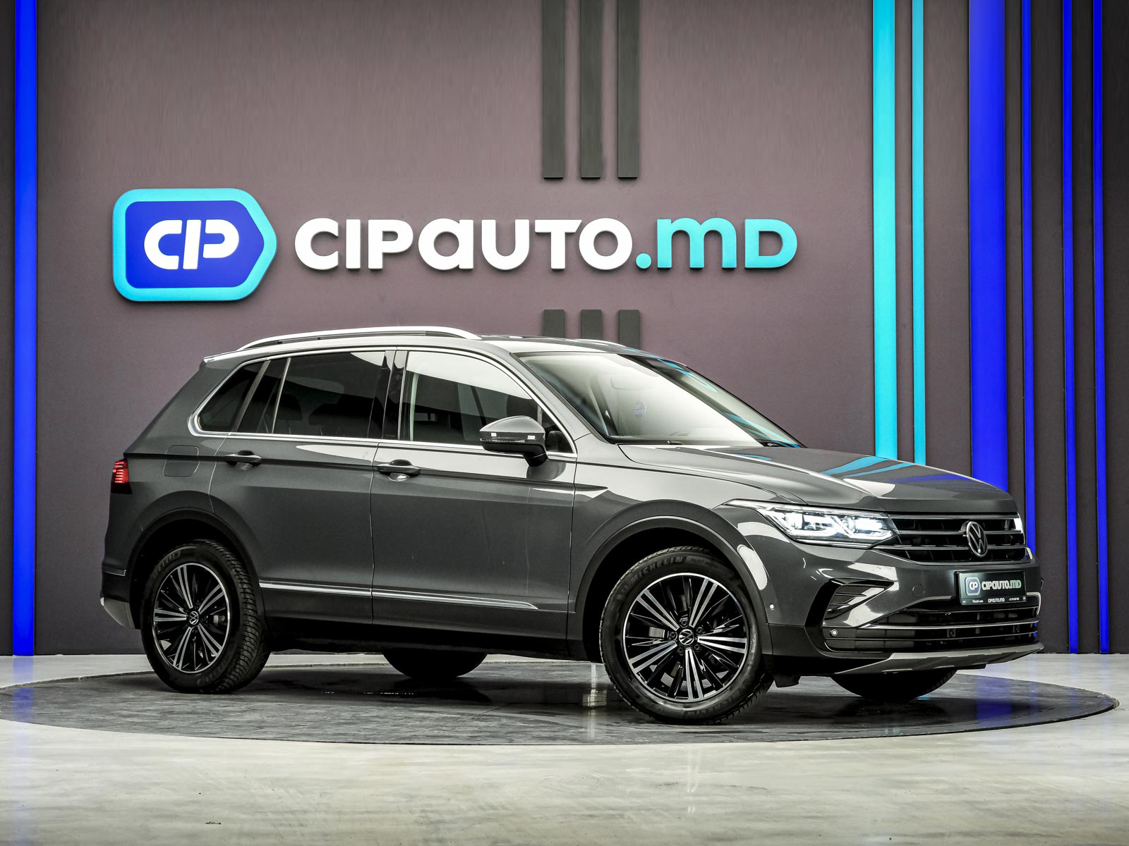 Volkswagen Tiguan 2021 4/15