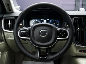 Volvo S90 2017 9/14