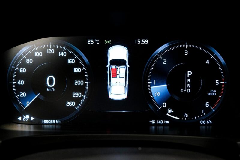 Volvo S90 2017 8/14