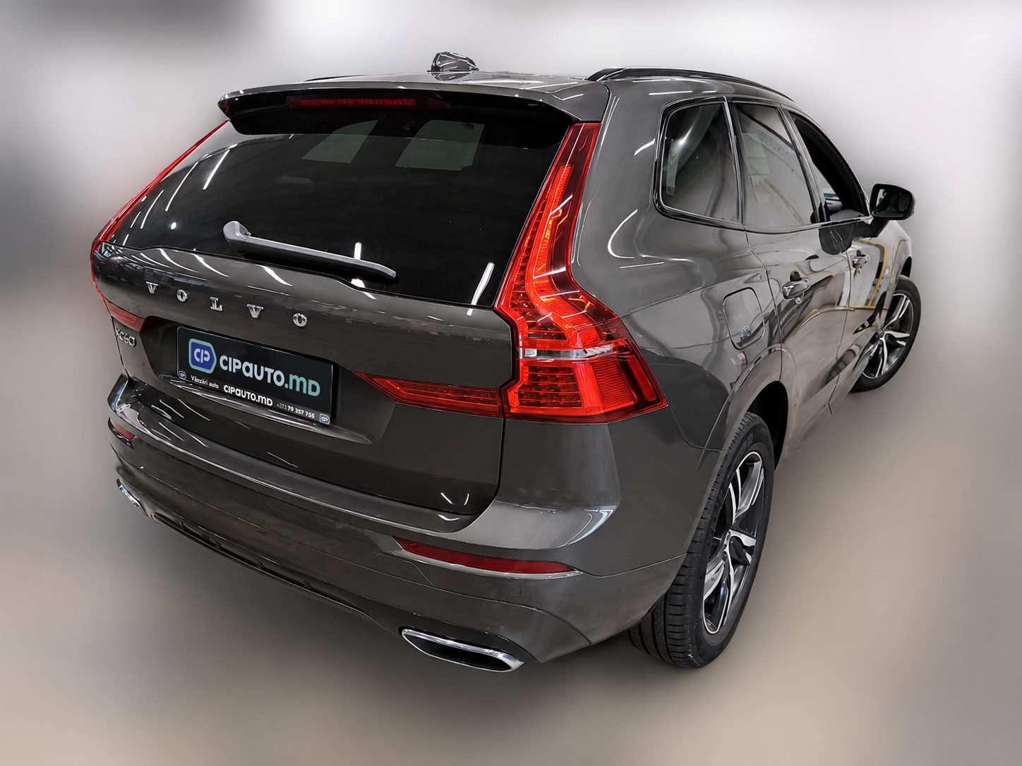Volvo XC60 2021 2/6